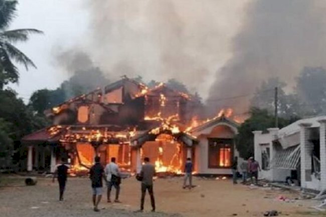 Sri Lanka Rajapaksa family home burnt down amid clashes; kills 5, including MP