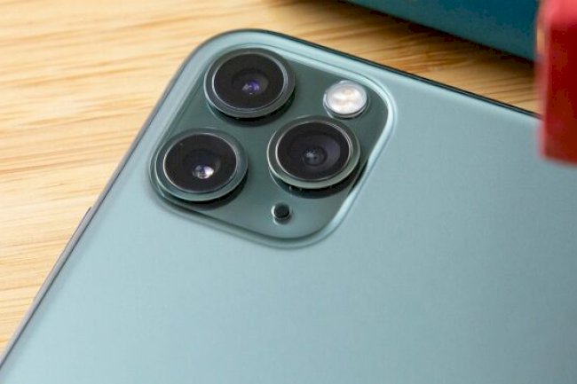 Apple iPhone 12 price down, just Rs 41,999 on Flipkart sale until January 22