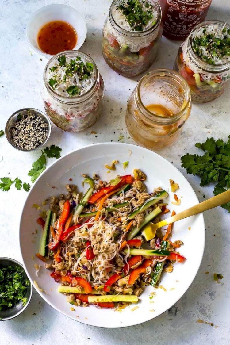 QUICK & EASY CHICKEN SPRING ROLL JARS