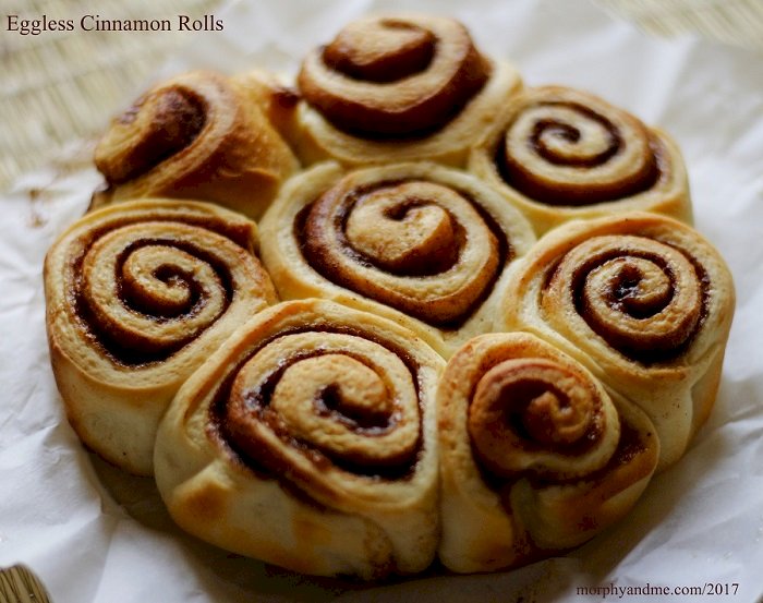Make cinnamon rolls at home with this easy recipe