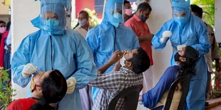 India records over 25,000 new cases, Active cases count decline in country