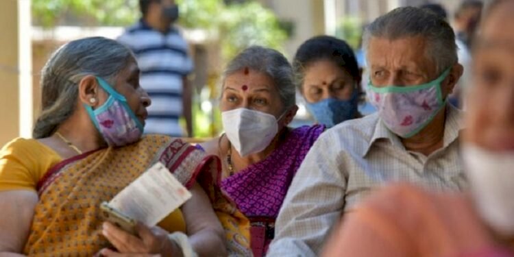 Maharashtra sudden spike in Covid-19 cases face masks mandatory