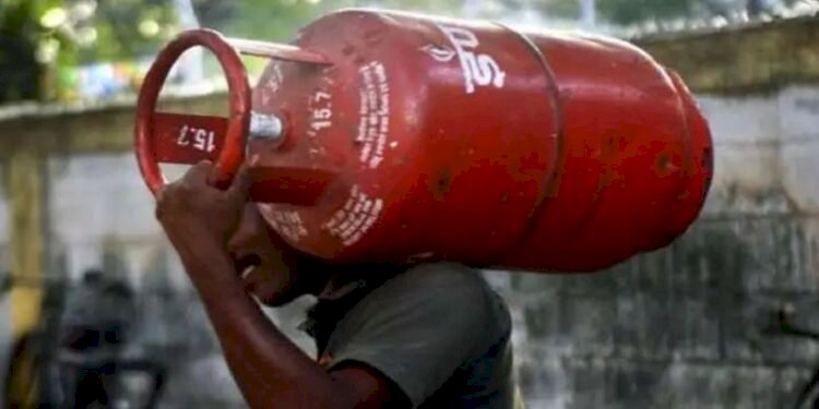 Good news LPG customer: now get LPG Cylinder for just Rs 750