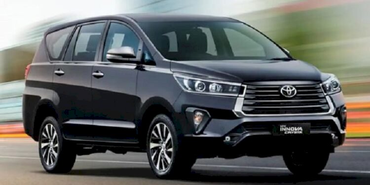 Toyota Innova Hycross to be unveiled on November 25